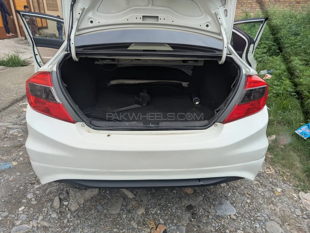 Honda Civic 2014 for Sale in Haripur Honda Civic 2014 for Sale in Haripur Image-10