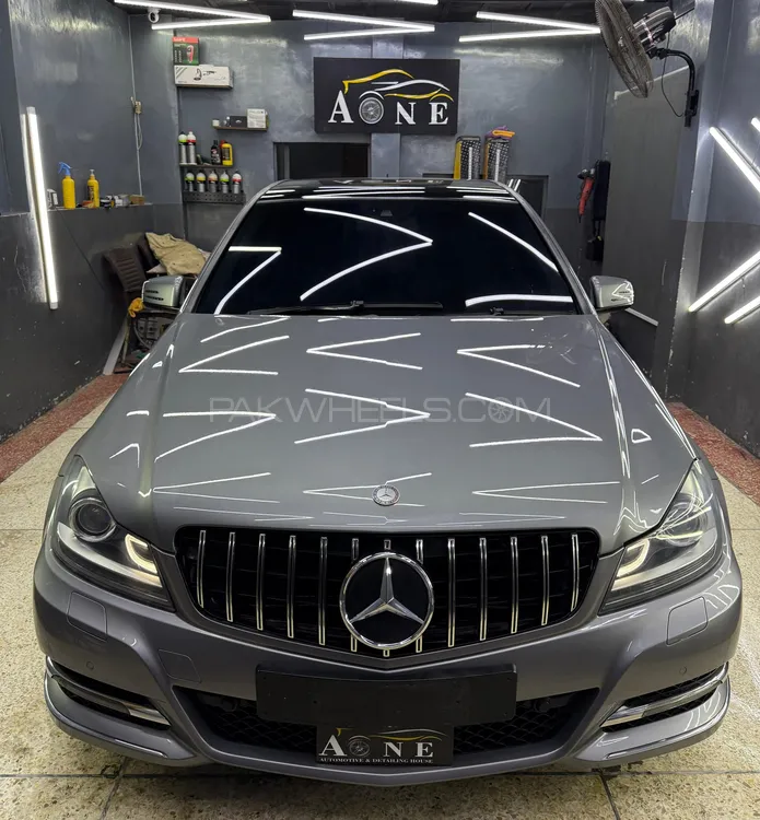 Mercedes Benz C Class 2011 for Sale in Islamabad Image-1