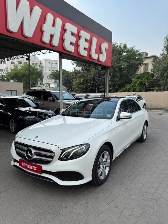 Mercedes Benz E Class 2016 for Sale in Lahore Image-1
