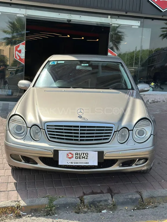 مرسڈیز بینز ای کلاس 2004 for Sale in اسلام آباد Image-1