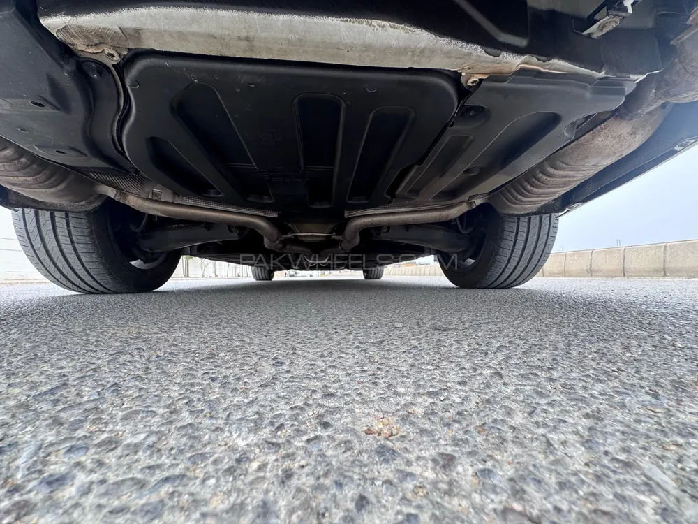 مرسڈیز بینز ای کلاس 2015 for Sale in کراچی مرسڈیز بینز ای کلاس 2015 for Sale in کراچی Image-10