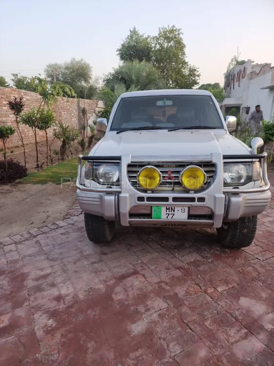 Mitsubishi Pajero 1993 for Sale in Multan Image-1