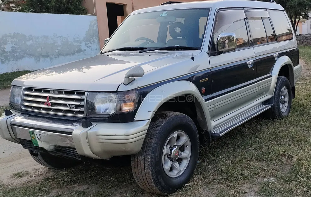 Mitsubishi Pajero 1992 for Sale in Islamabad Mitsubishi Pajero 1992 for Sale in Islamabad Image-2