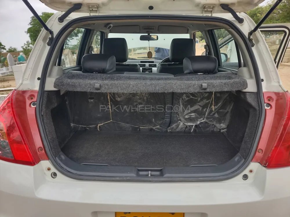 Suzuki Swift 2016 for Sale in Karachi Suzuki Swift 2016 for Sale in Karachi Image-15