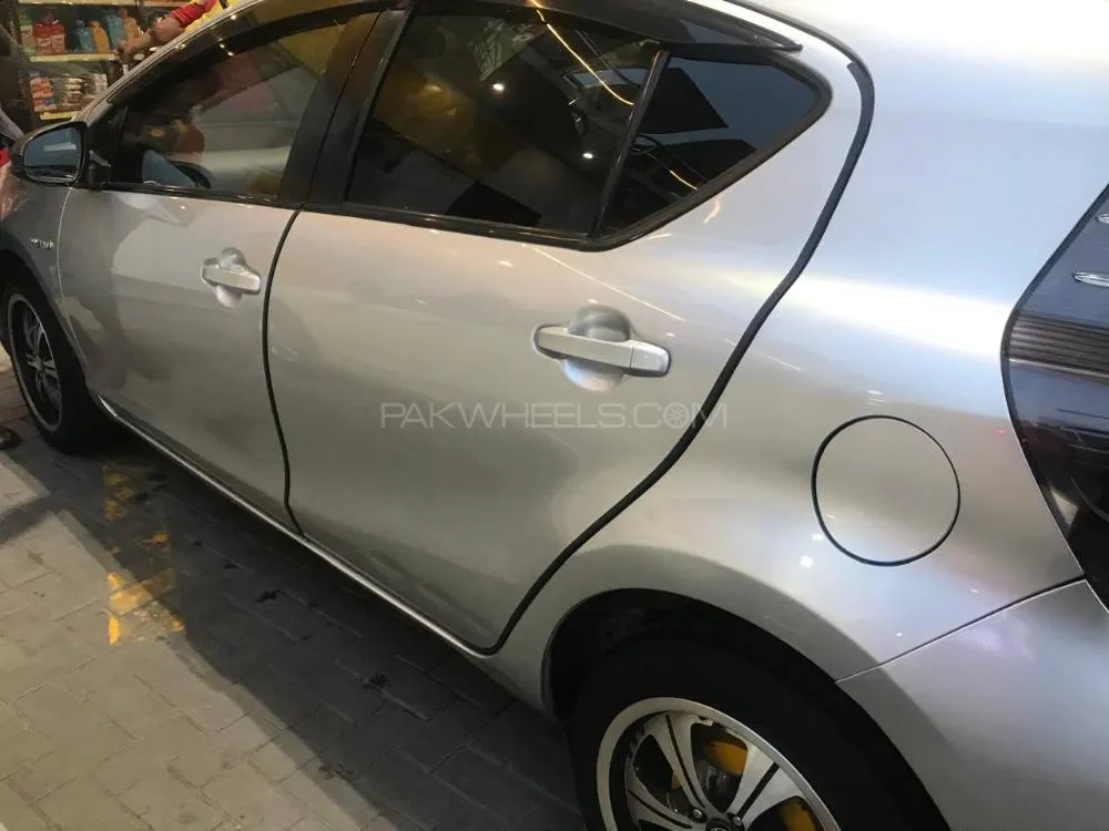 Toyota Aqua 2013 for Sale in Lahore Toyota Aqua 2013 for Sale in Lahore Image-6