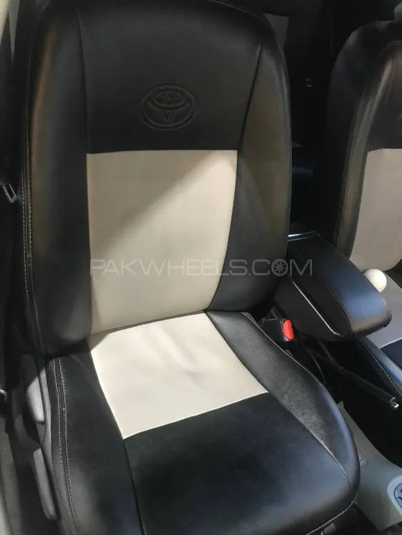 Toyota Aqua 2013 for Sale in Lahore Toyota Aqua 2013 for Sale in Lahore Image-8