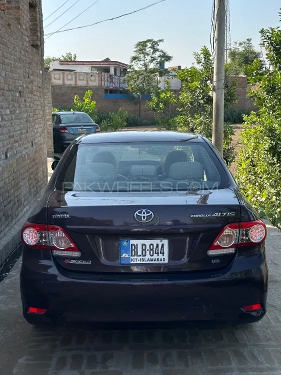 Toyota Corolla 2013 for Sale in Mardan Image-1