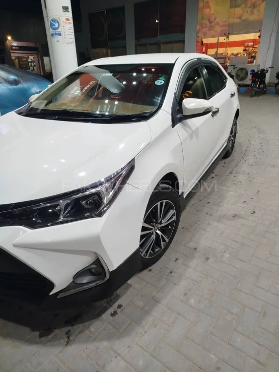 Toyota Corolla 2020 for Sale in Karachi Image-1