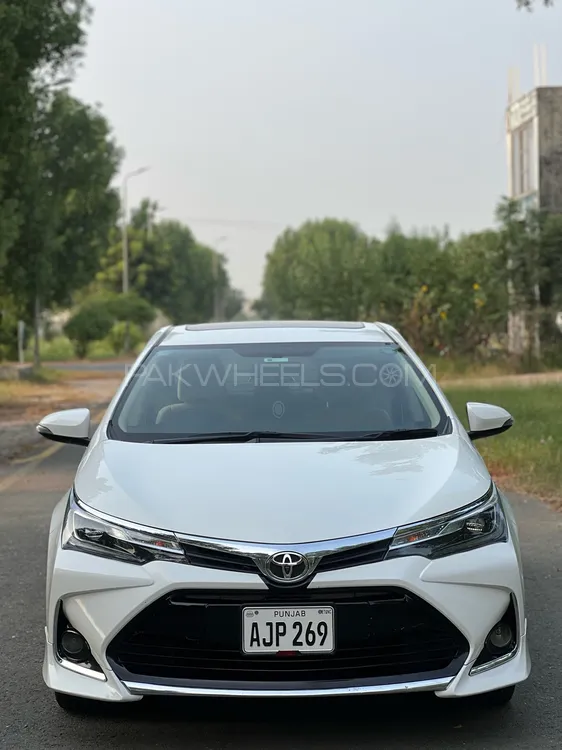 Toyota Corolla 2022 for Sale in Lahore Image-1