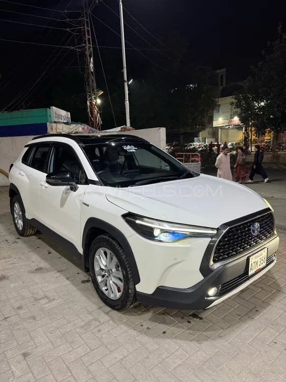Toyota Corolla Cross 2024 for Sale in Lahore Image-1