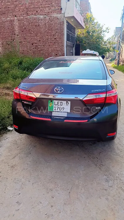 Toyota Corolla 2017 for Sale in Jaranwala Image-1