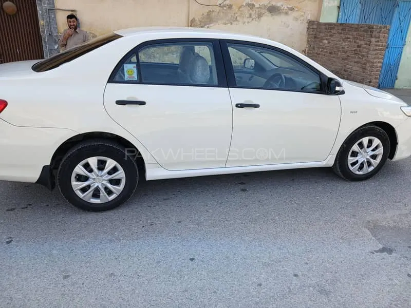 Toyota Corolla 2013 for Sale in Kohat Image-1