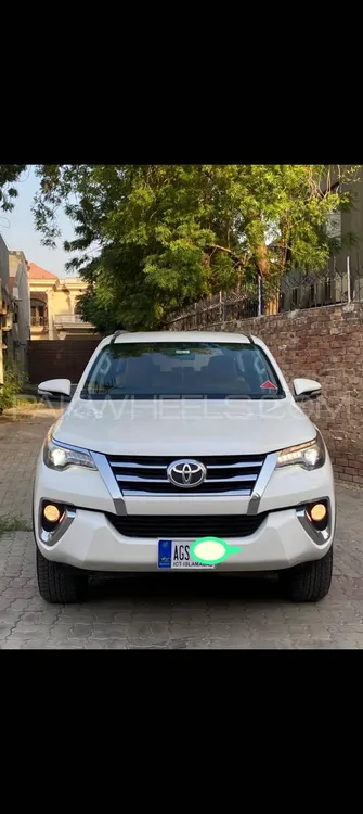 Toyota Fortuner 2017 for Sale in Multan Image-1