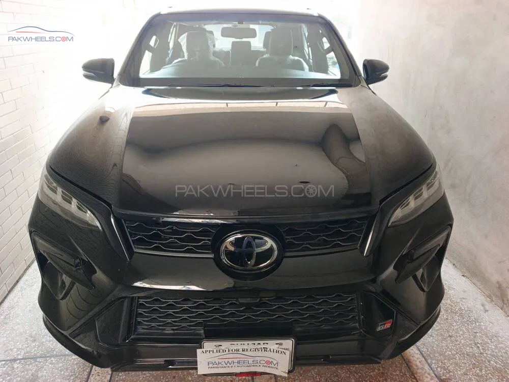 Toyota Fortuner 2024 for Sale in Lahore Image-1