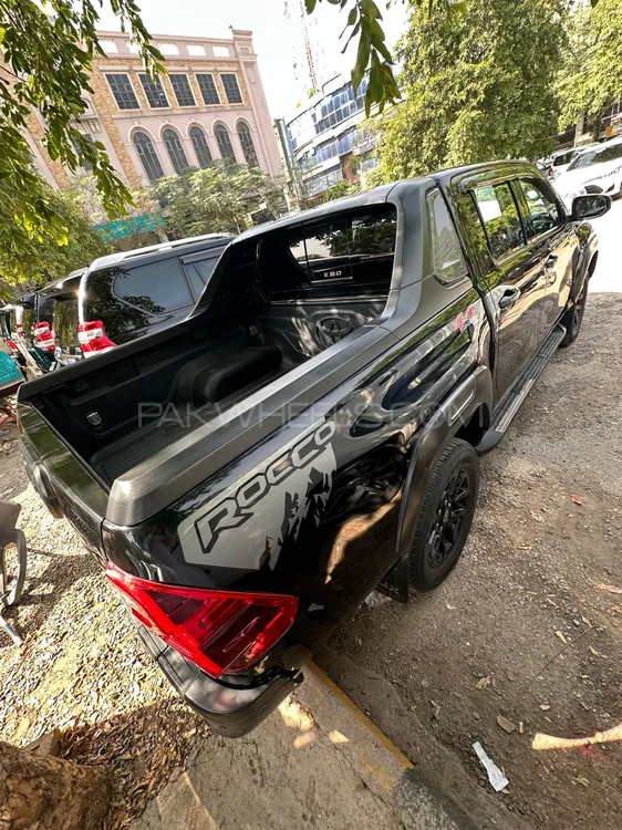 Toyota Hilux 2022 for Sale in Islamabad Toyota Hilux 2022 for Sale in Islamabad Image-5