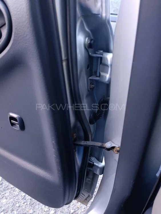 Toyota Platz 2003 for Sale in Rawalpindi Toyota Platz 2003 for Sale in Rawalpindi Image-9