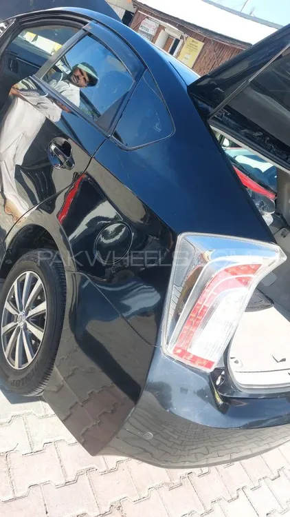 Toyota Prius 2014 for Sale in Islamabad Toyota Prius 2014 for Sale in Islamabad Image-8