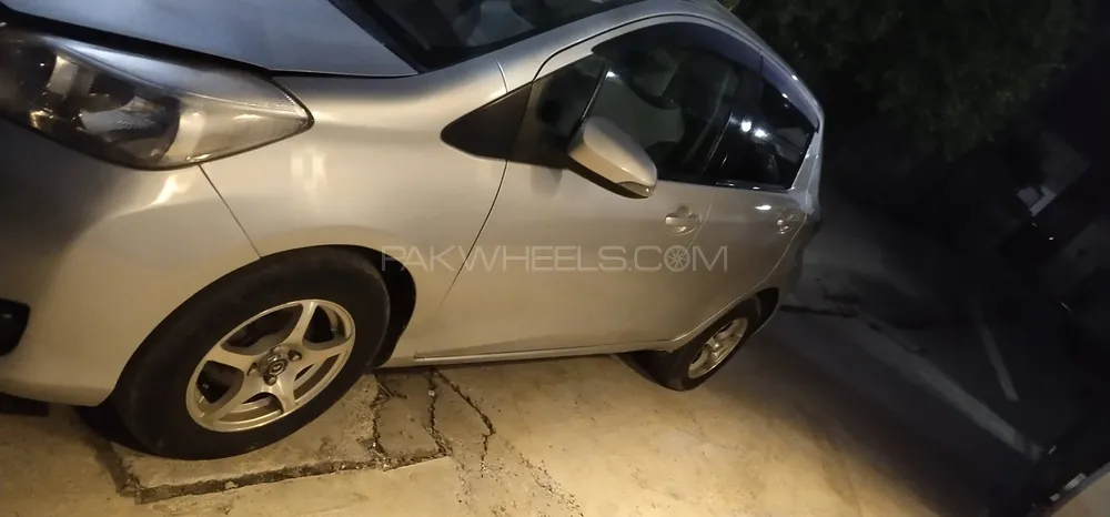 Toyota Vitz 2013 for Sale in Sheikhupura Toyota Vitz 2013 for Sale in Sheikhupura Image-9