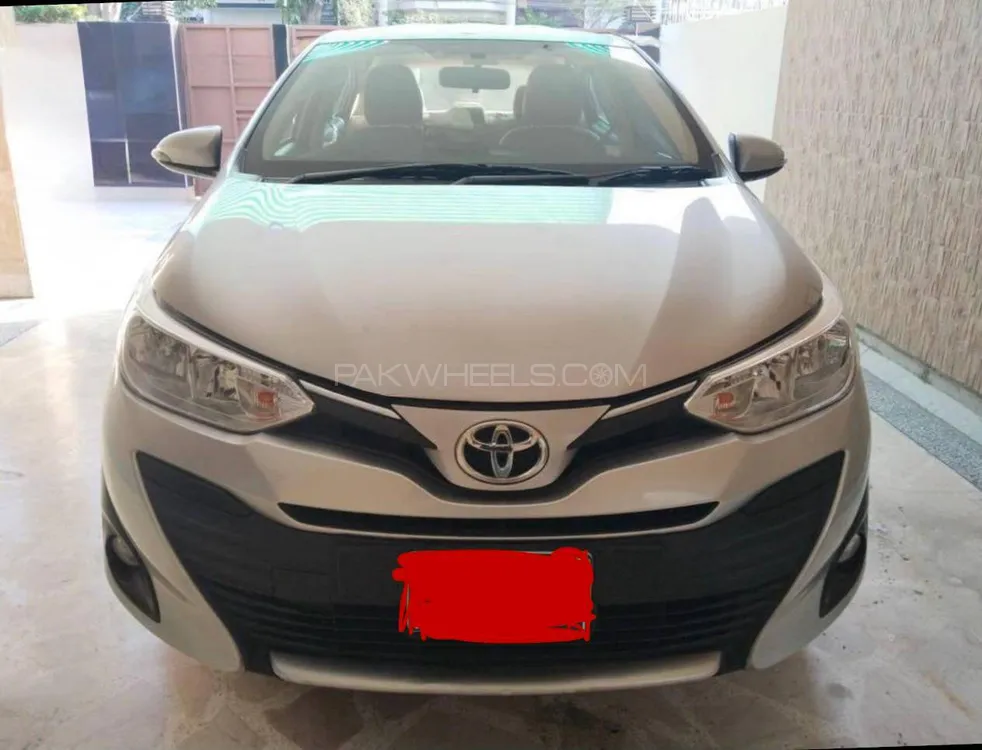 Toyota Yaris Sedan 2020 for Sale in Lahore Image-1