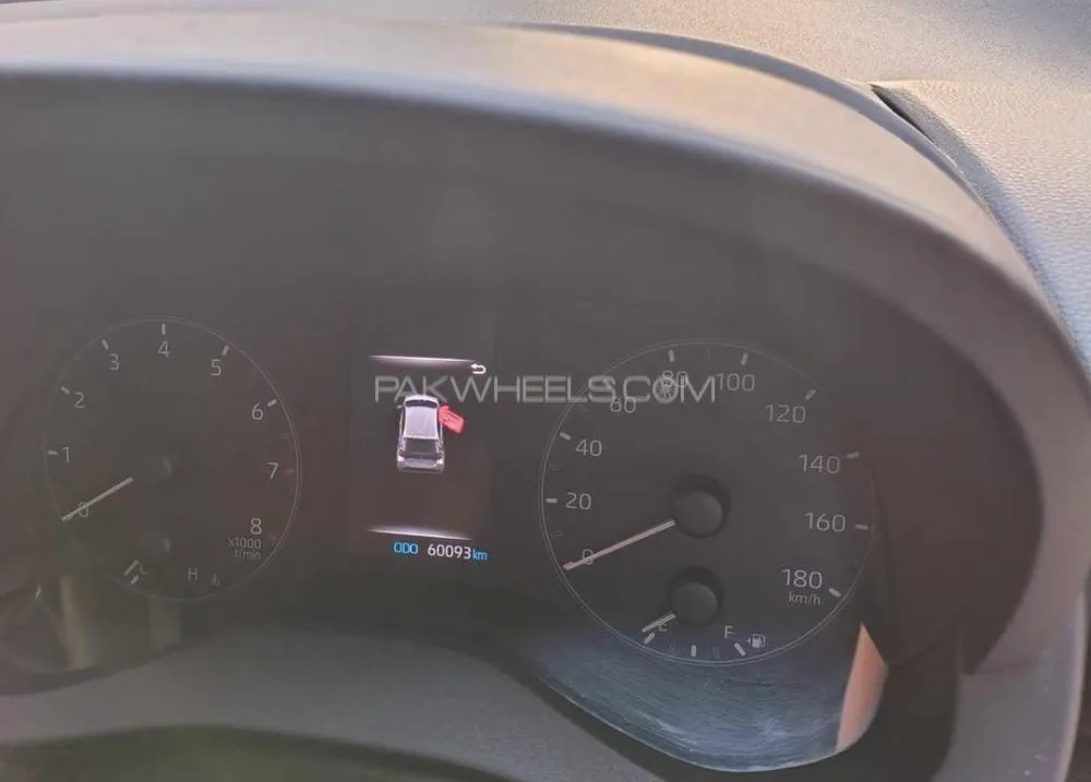 Toyota Yaris Hatchback 2020 for Sale in Multan Toyota Yaris Hatchback 2020 for Sale in Multan Image-6