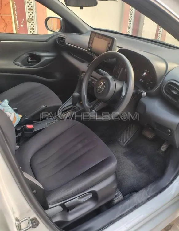 Toyota Yaris Hatchback 2020 for Sale in Multan Toyota Yaris Hatchback 2020 for Sale in Multan Image-4