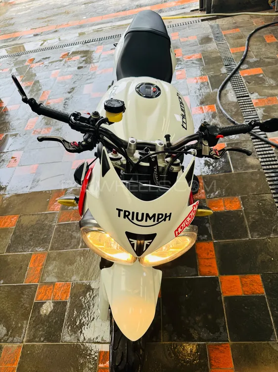 ٹریومف Street Triple R 2014 for Sale ٹریومف Street Triple R 2014 for Sale Image-10