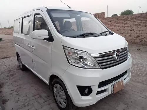 Changan Karvaan Plus 2022