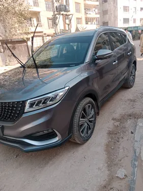 DFSK Glory 580 1.5 CVT 2022
