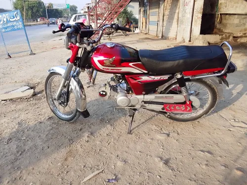 Honda CD 70 2024