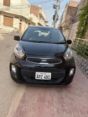 KIA Picanto 1.0 MT 2023