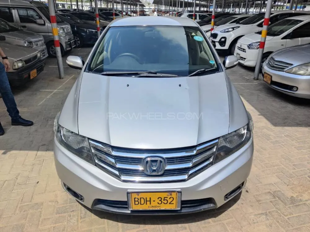 Honda City 2015 for Sale in Karachi Image-1