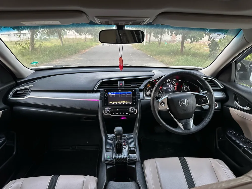 Honda Civic 2017 for Sale in Lahore Honda Civic 2017 for Sale in Lahore Image-6