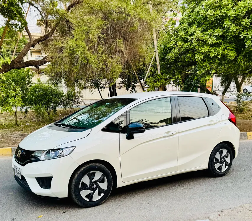 Honda Fit 2013 for Sale in Multan Honda Fit 2013 for Sale in Multan Image-6