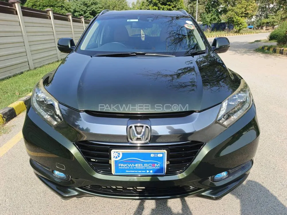 Honda Vezel 2014 for Sale in Islamabad Image-1