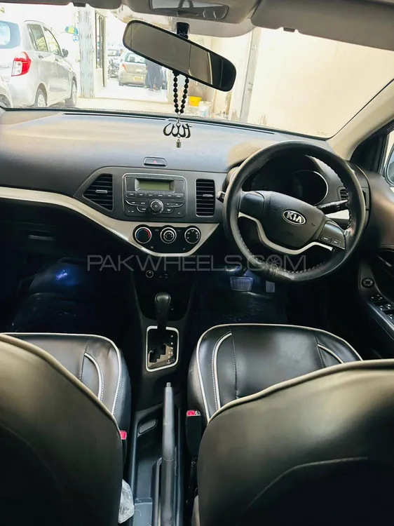 KIA Picanto 2023 for Sale in Karachi KIA Picanto 2023 for Sale in Karachi Image-5