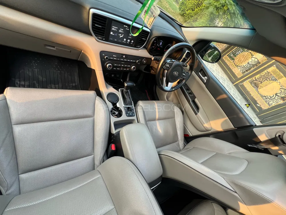 KIA Sportage 2021 for Sale in Gujranwala KIA Sportage 2021 for Sale in Gujranwala Image-12