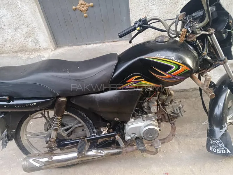 سُپر پاور Deluxe 70 2019 for Sale سُپر پاور Deluxe 70 2019 for Sale Image-3