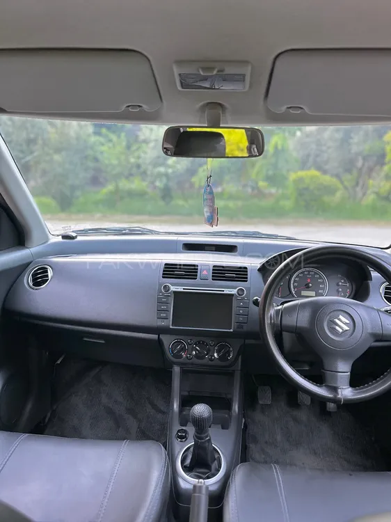Suzuki Swift 2017 for Sale in Faisalabad Image-1