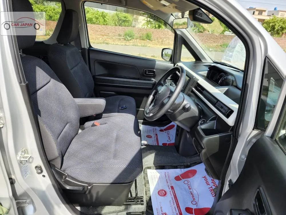 Suzuki Wagon R 2022 for Sale in Lahore Suzuki Wagon R 2022 for Sale in Lahore Image-12