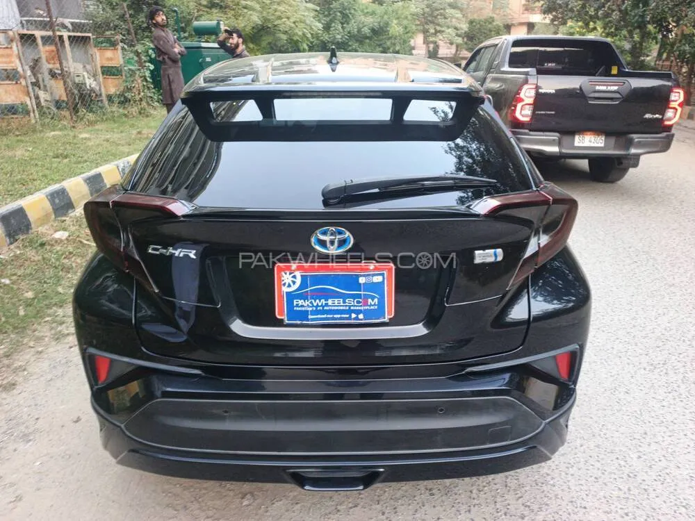 Toyota C-HR 2018 for Sale in Islamabad Toyota C-HR 2018 for Sale in Islamabad Image-6