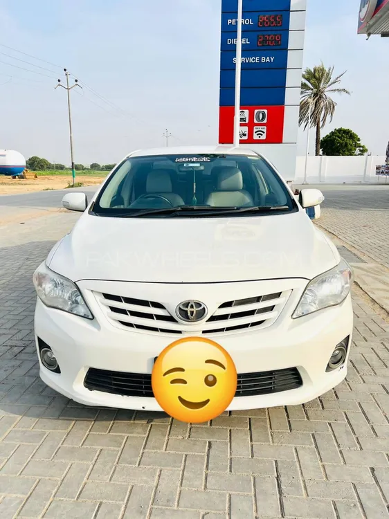 Toyota Corolla 2013 for Sale in Karachi Image-1