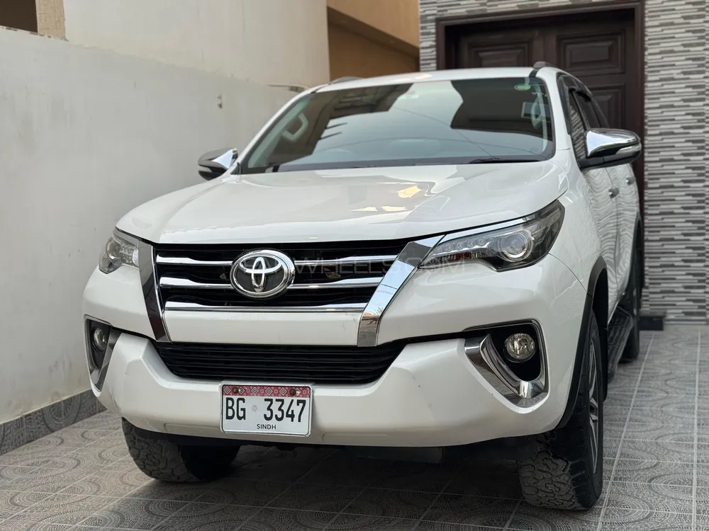 ٹویوٹا فورچیونر 2017 for Sale in کراچی Image-1
