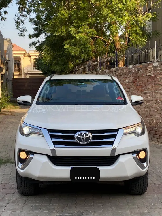 Toyota Fortuner 2017 for Sale in Multan Image-1