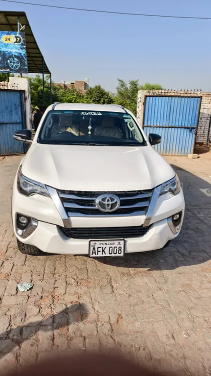 Toyota Fortuner 2020 for Sale in Multan Image-1
