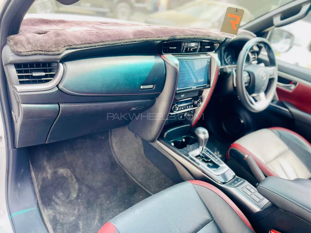 Toyota Fortuner 2022 for Sale in Islamabad Toyota Fortuner 2022 for Sale in Islamabad Image-16