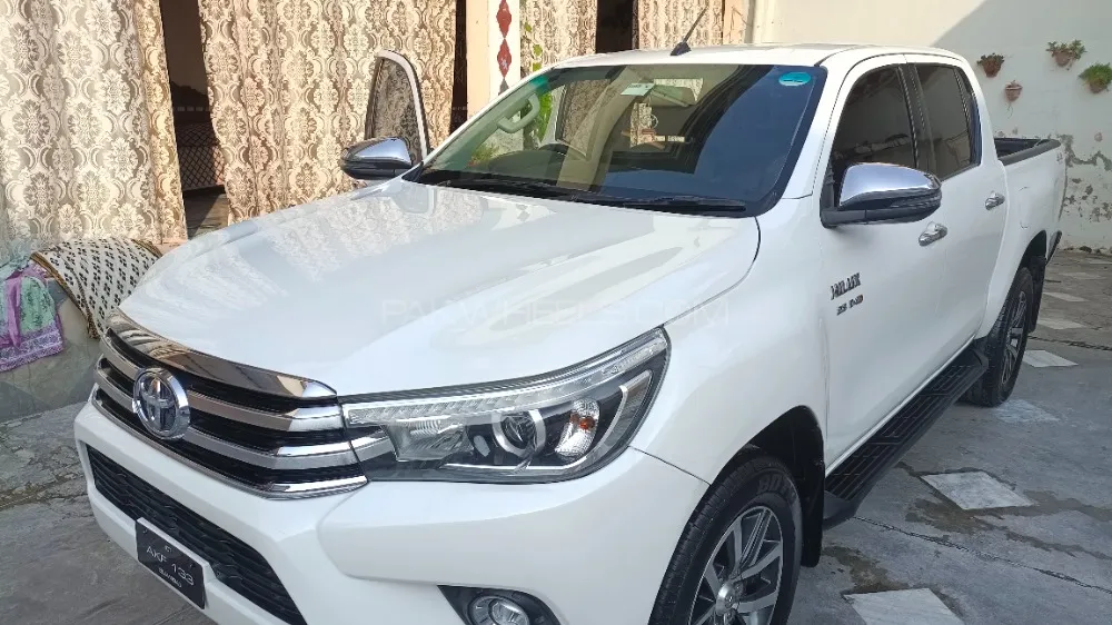 Toyota Hilux 2018 for Sale in Mansehra Image-1