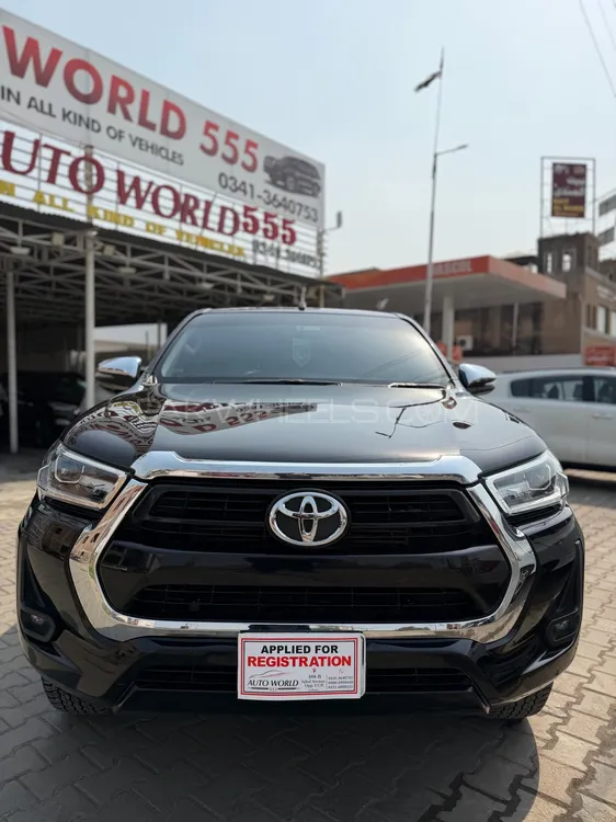 Toyota Hilux 2021 for Sale in Lahore Image-1