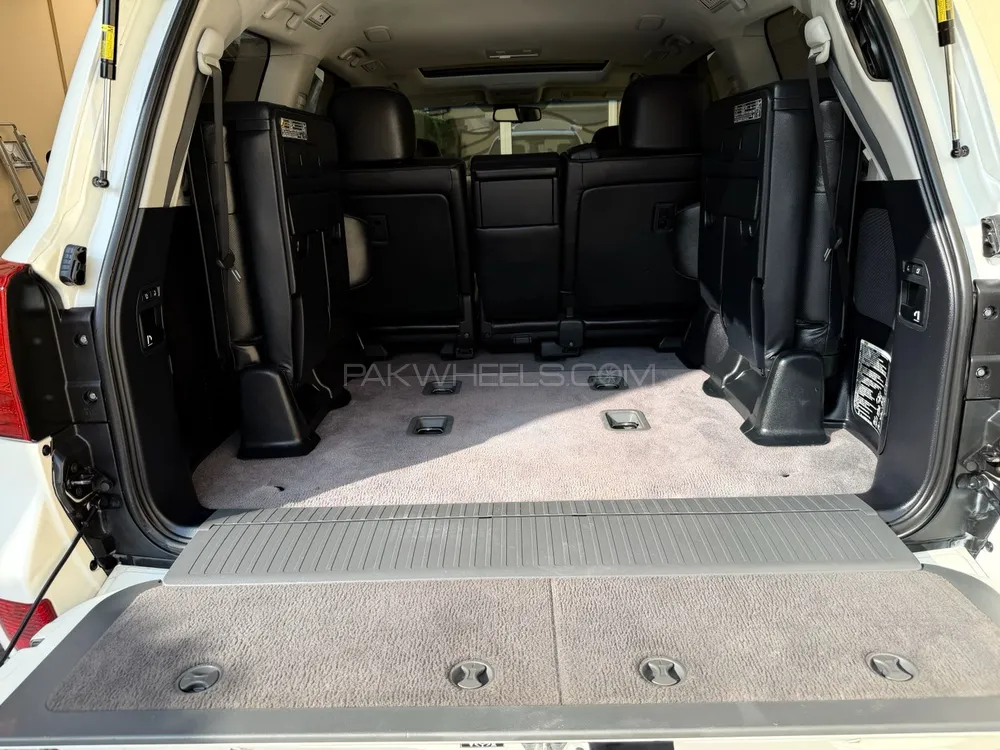 Toyota Land Cruiser 2012 for Sale in Islamabad Toyota Land Cruiser 2012 for Sale in Islamabad Image-17