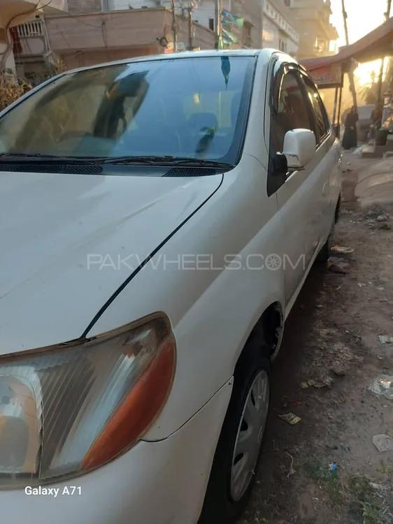 Toyota Platz 1999 for Sale in Karachi Image-1