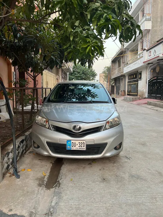 Toyota Vitz 2011 for Sale in Islamabad Image-1